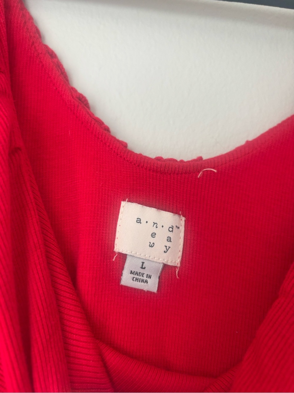 Universal Thread Red Ruffle Top Size large - Picture 2 of 3